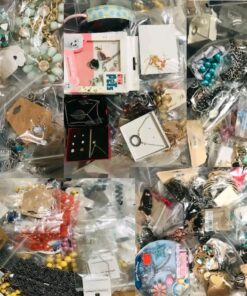 Assorted jewelries