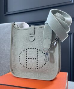 Authentic Hermes Mini Evelyne Gris Neve 16 PHW Taurillon Clemence