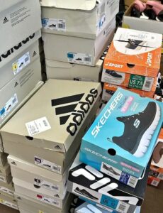 adidas,sketchers,puma,lzod shoes pallets