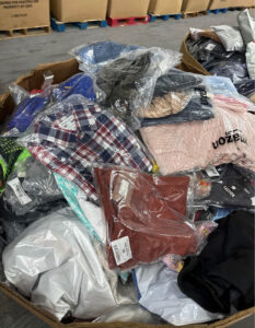 Mixed clothing pallet