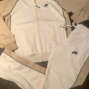 Nike sweatsuit