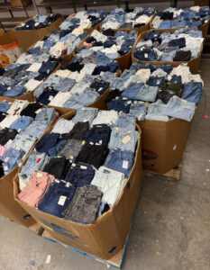 Women’s jeans pallets