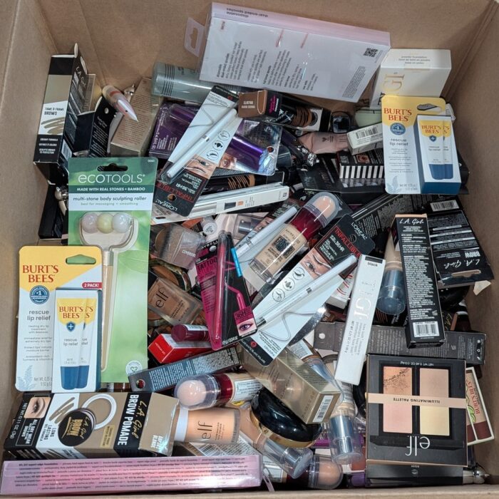 Wholesale-Makeup-for-sale.jpeg